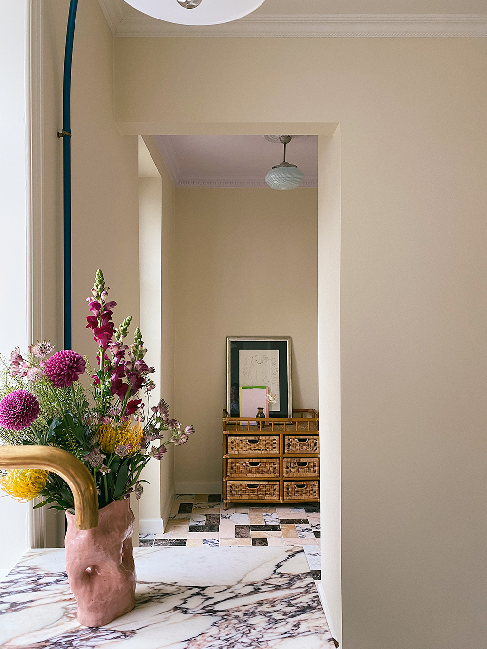 cornice-z149.jpg