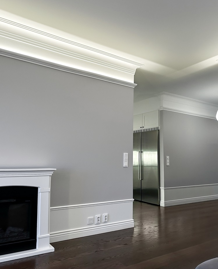 Cornice Z255